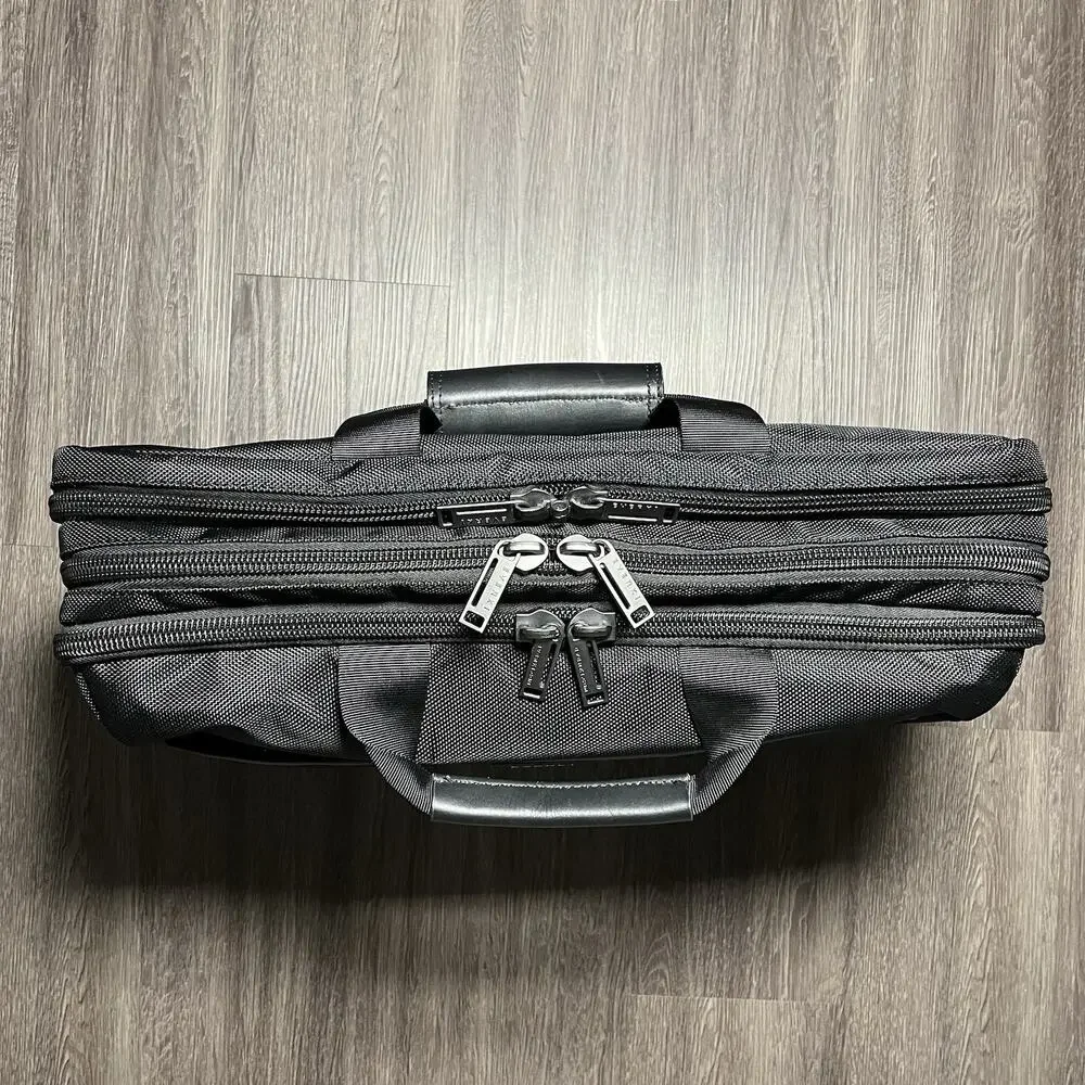 Everki Versa Premium Briefcase 17.3